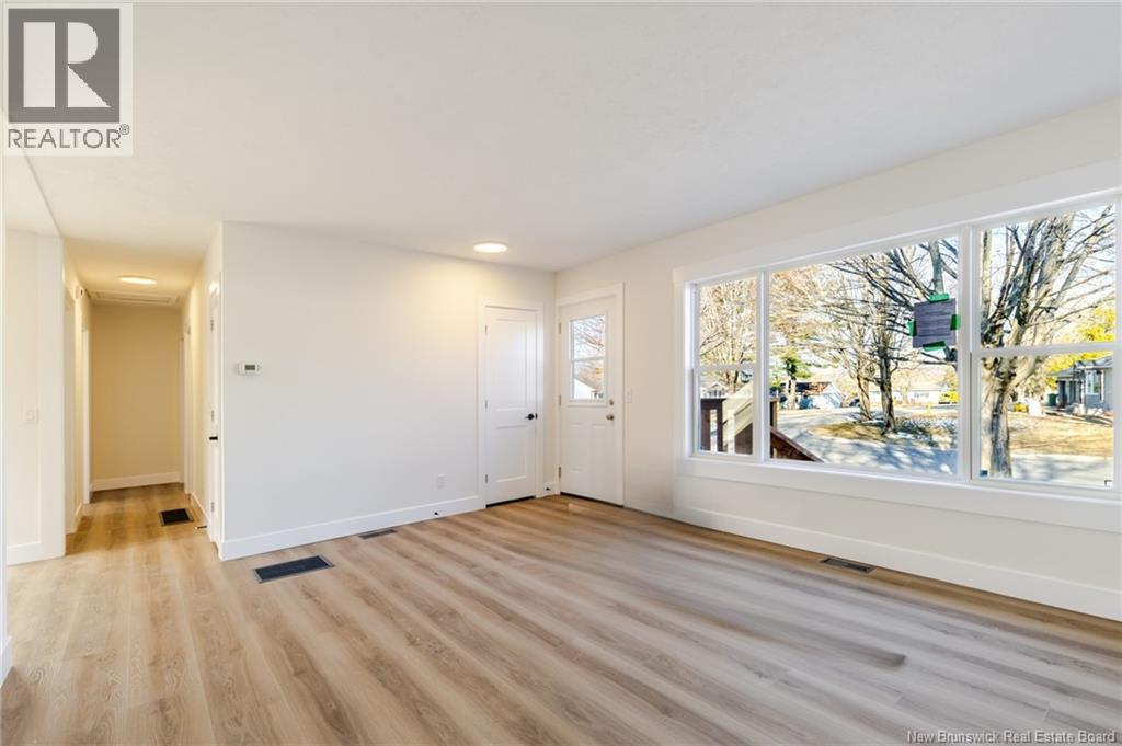 108 Fraser Avenue, Fredericton, New Brunswick  E3A 2B1 - Photo 8 - NB136522