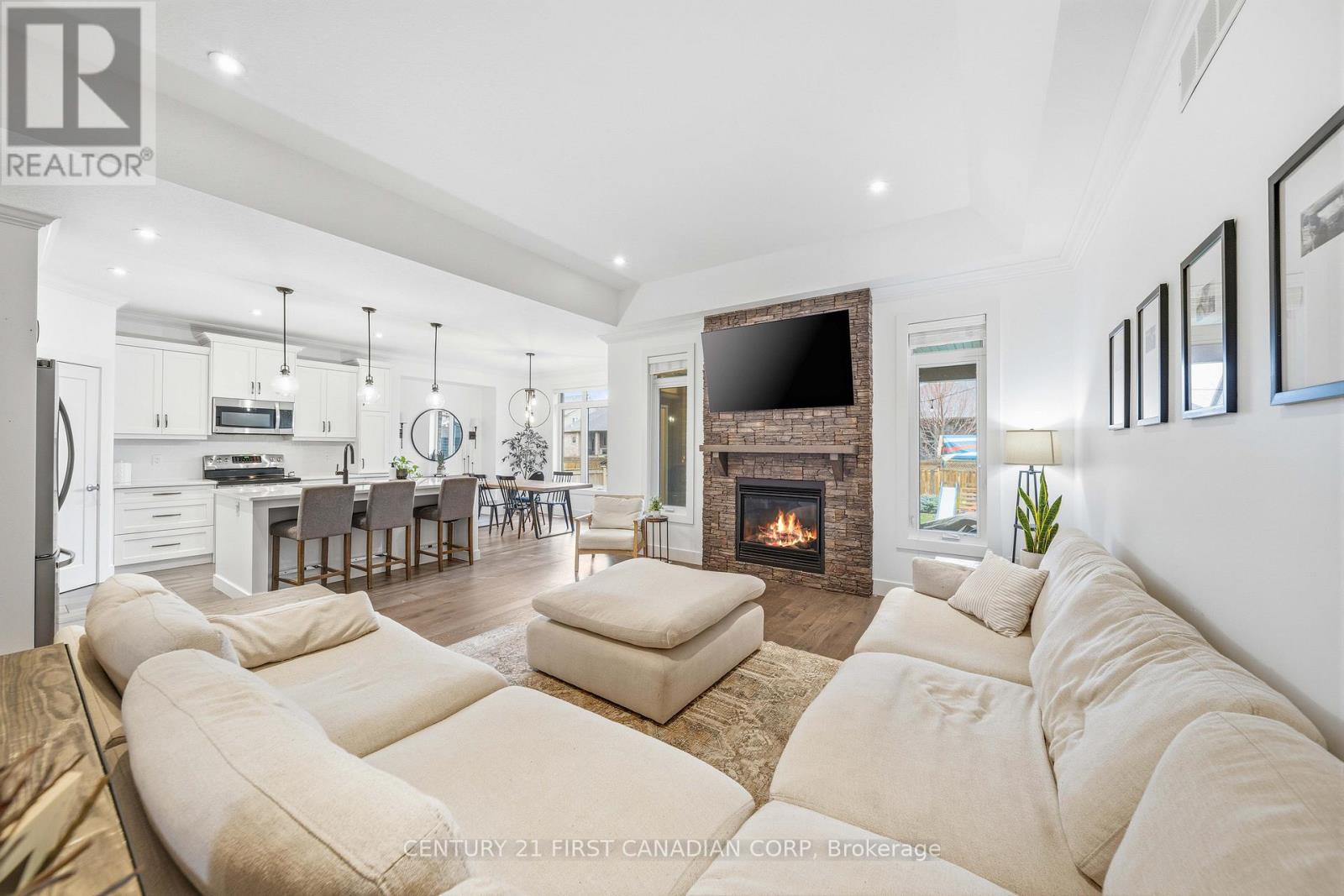 438 Darcy Drive, Strathroy-Caradoc, Ontario  N7G 2M2 - Photo 21 - X12966640