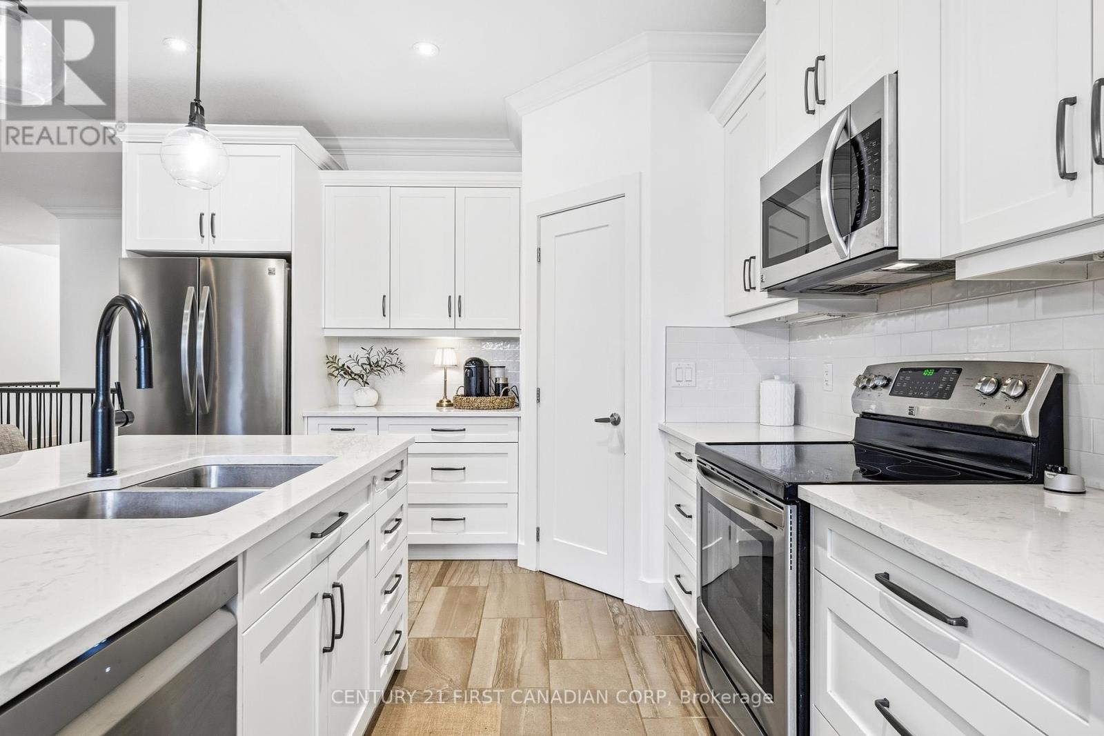 438 Darcy Drive, Strathroy-Caradoc, Ontario  N7G 2M2 - Photo 27 - X12966640