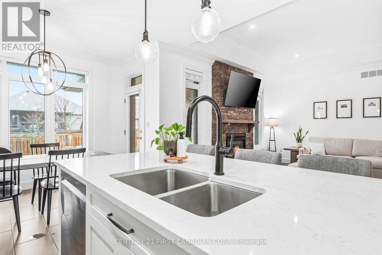 438 Darcy Drive, Strathroy-Caradoc, Ontario  N7G 2M2 - Photo 29 - X12966640