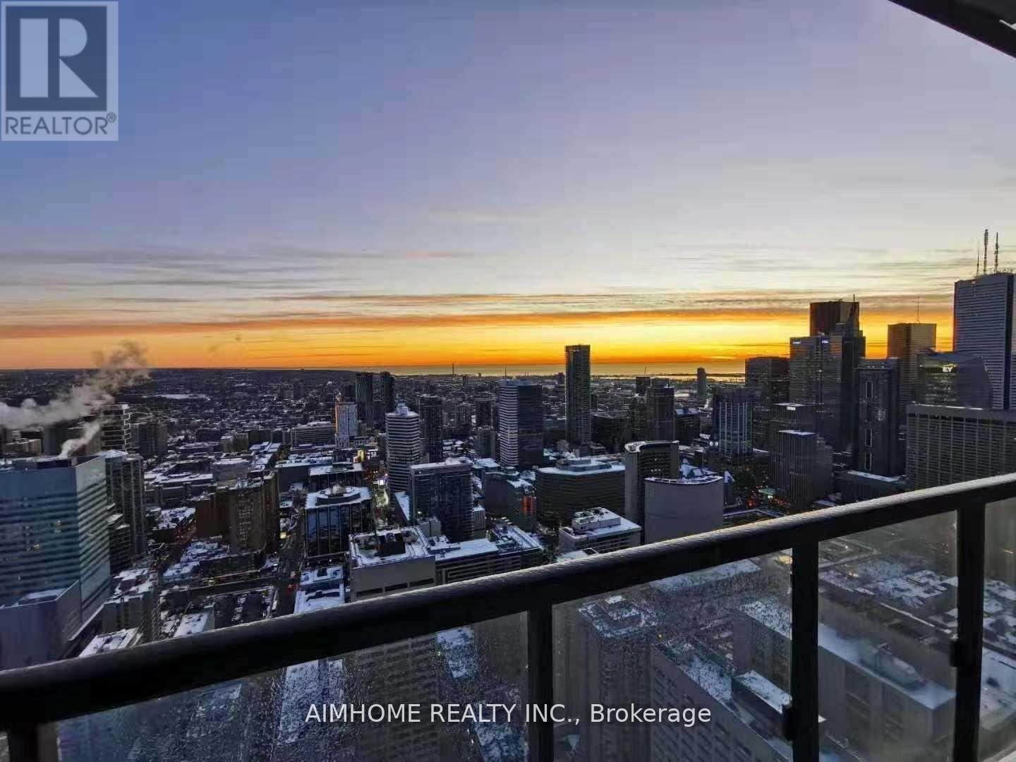 5003 - 488 University Avenue, Toronto, Ontario  M5G 0C1 - Photo 3 - C12969394