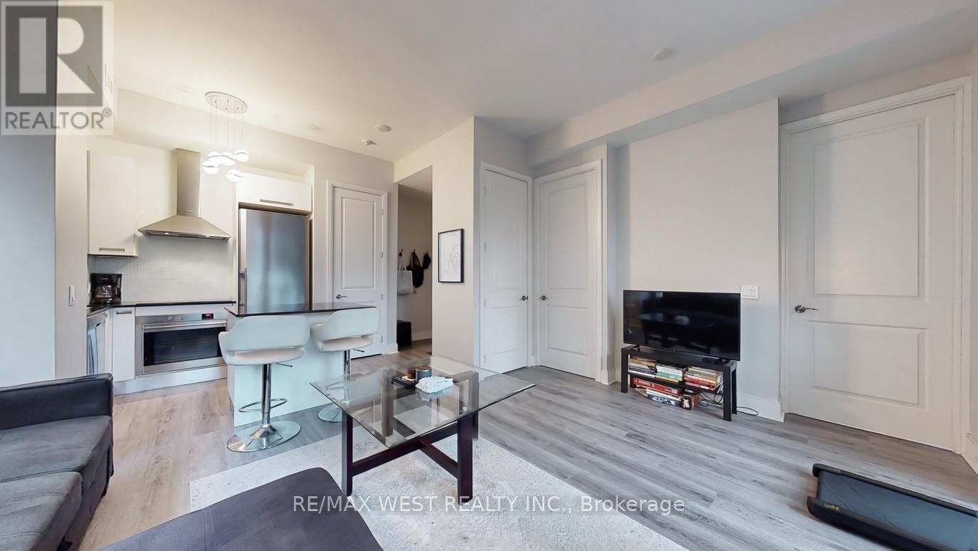 1202 - 21 Balmuto Street, Toronto, Ontario  M4Y 1W4 - Photo 7 - C12969412