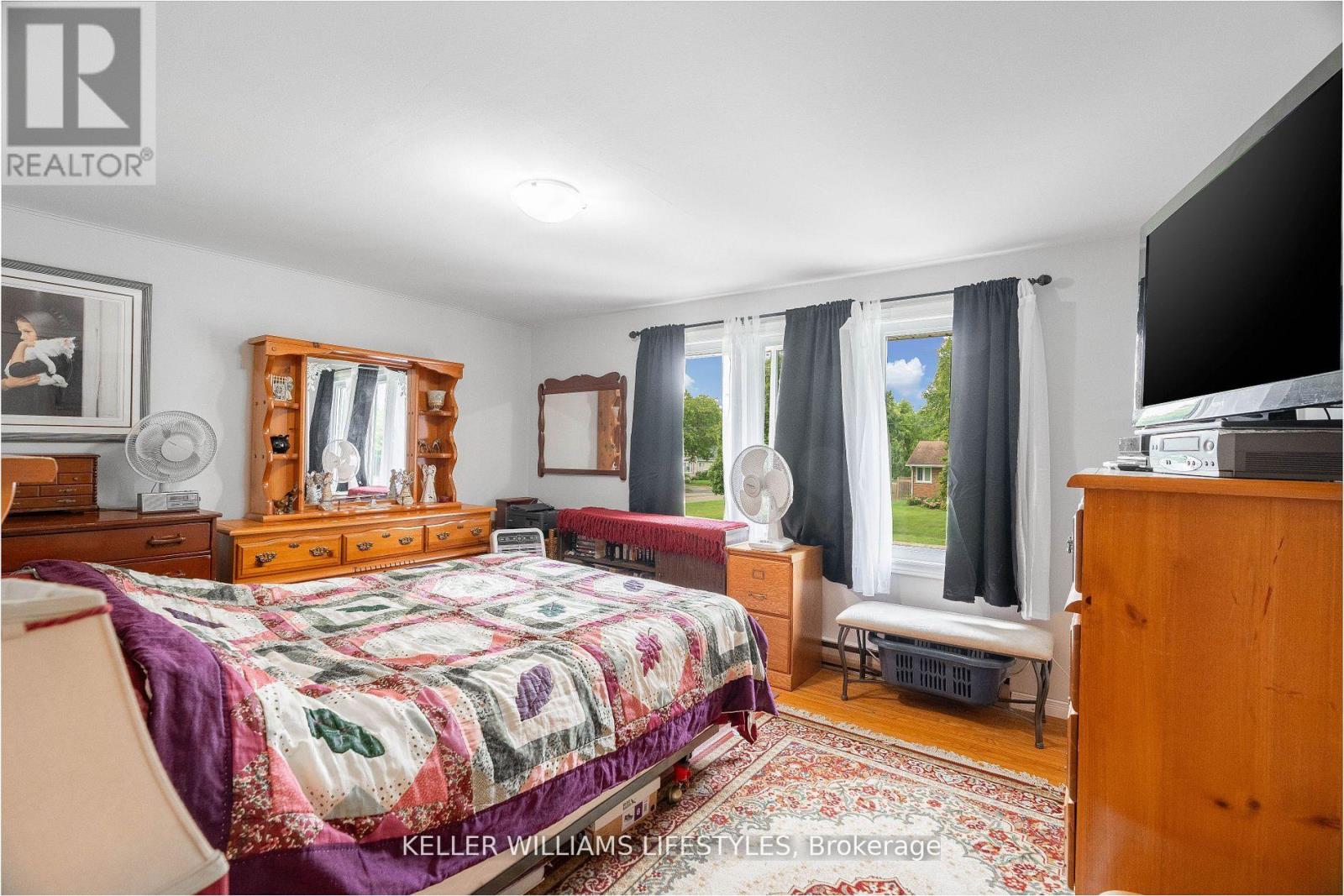 2 - 155 Water Street, Southwest Middlesex, Ontario  N0L 1M0 - Photo 17 - X12969274