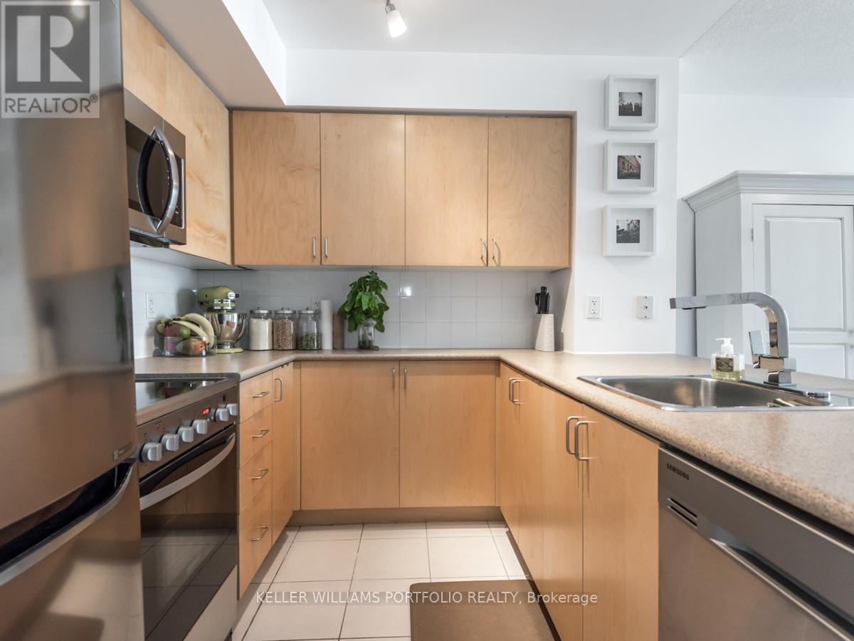 1008 - 50 Lynn Williams Street, Toronto, Ontario  M6K 3R9 - Photo 6 - C12969464