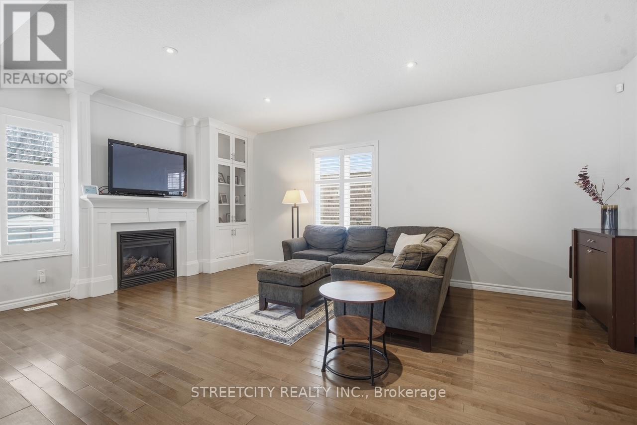 2138 North Routledge Park, London North, Ontario  N6G 0A8 - Photo 6 - X12969288