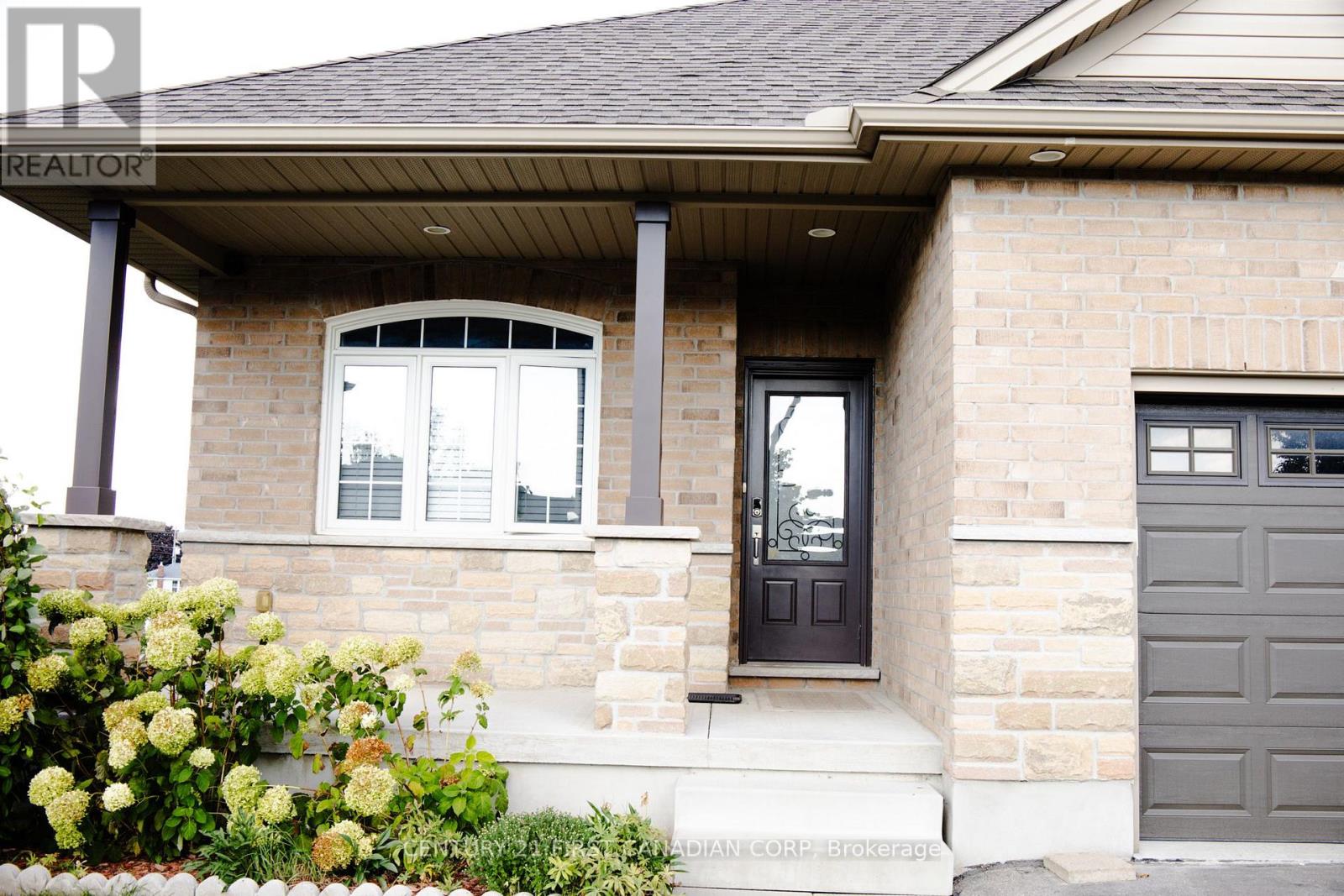 29 Hedges Court, St. Thomas, Ontario  N5R 6G4 - Photo 1 - X12969304