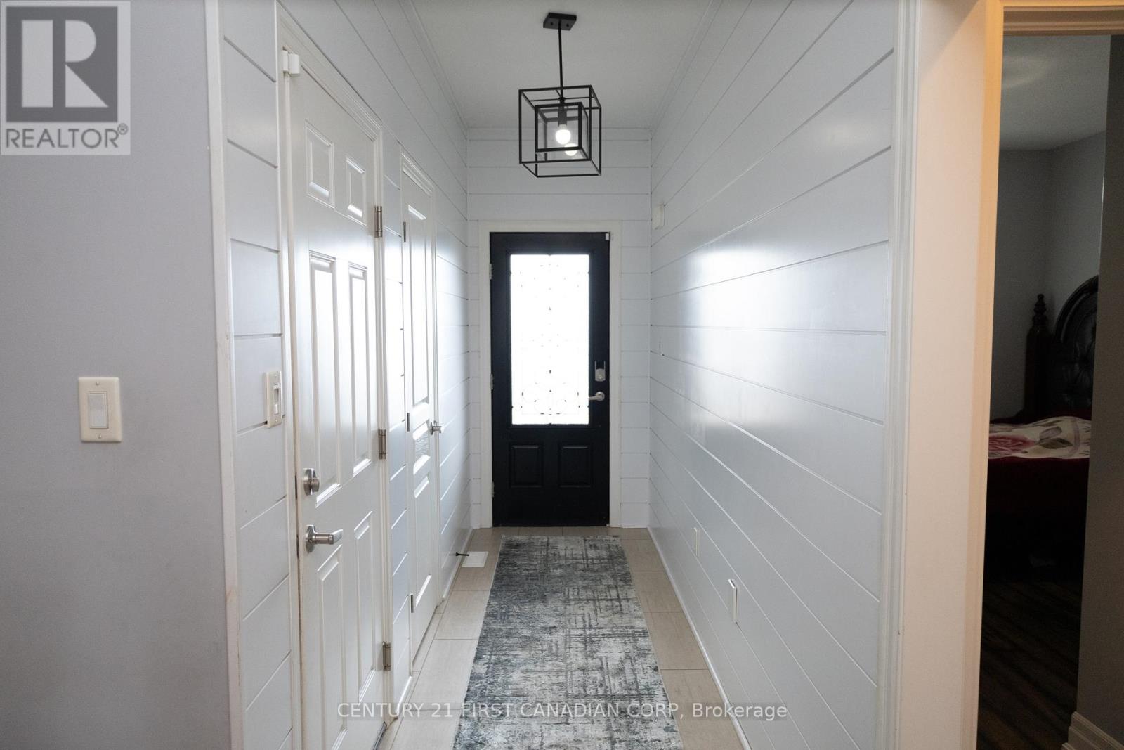 29 Hedges Court, St. Thomas, Ontario  N5R 6G4 - Photo 2 - X12969304