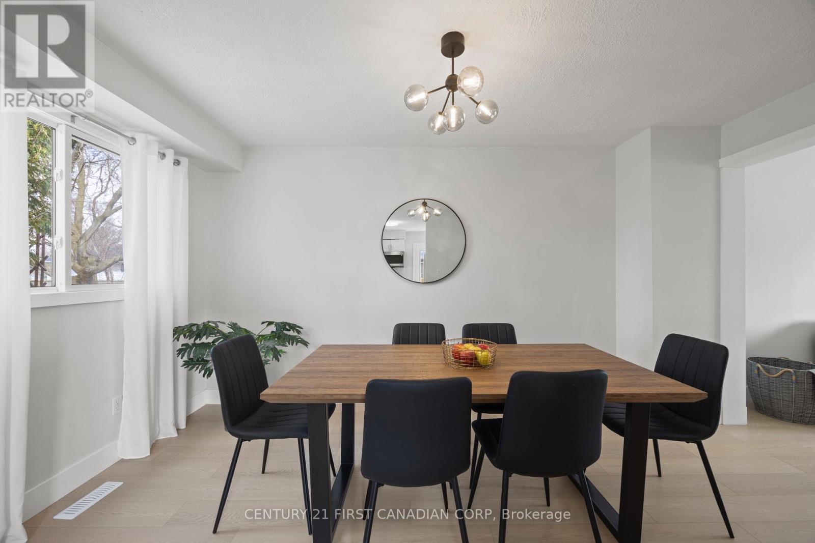 1763 Aldersbrook Road, London North, Ontario  N6G 3E2 - Photo 13 - X12969328