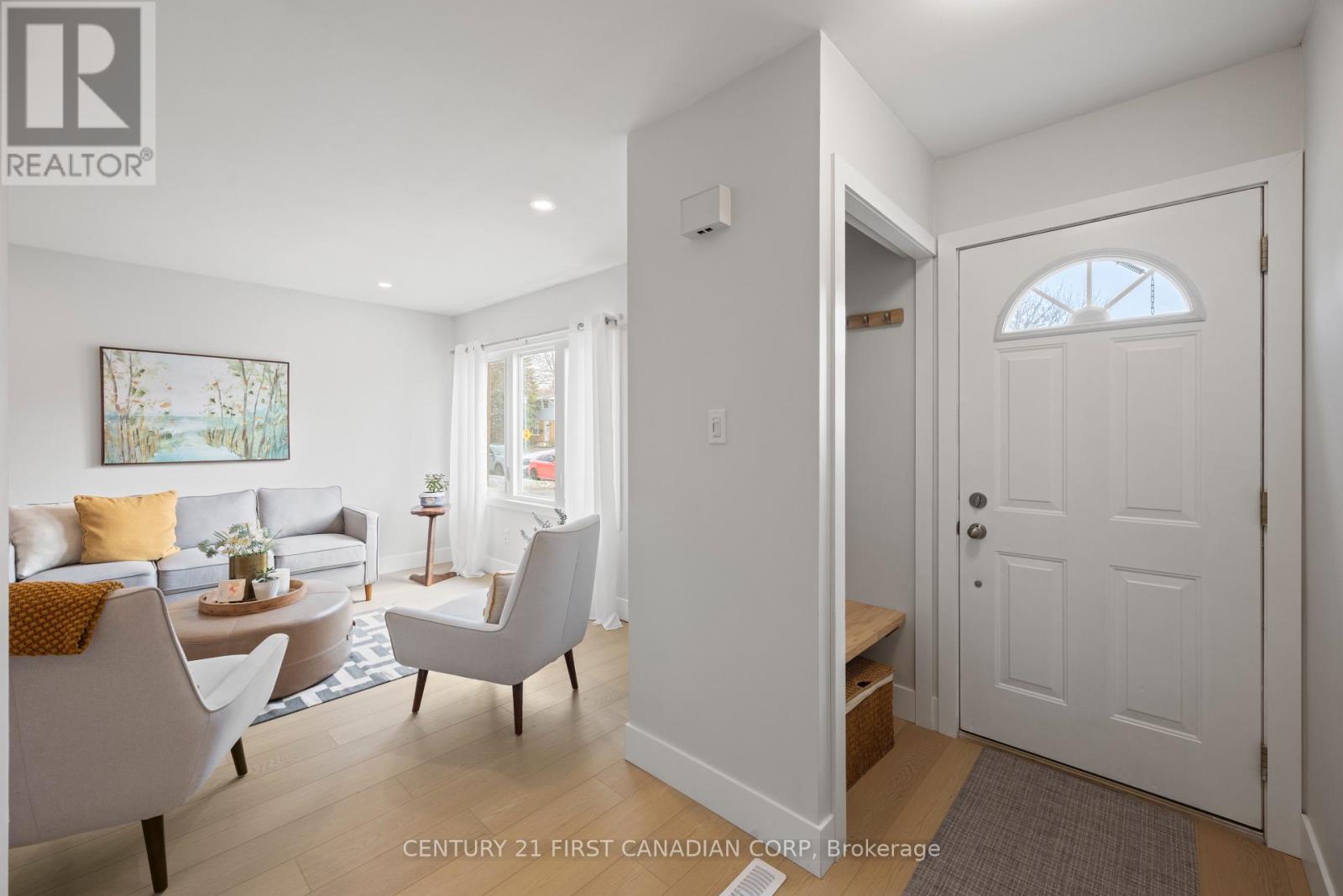 1763 Aldersbrook Road, London North, Ontario  N6G 3E2 - Photo 4 - X12969328