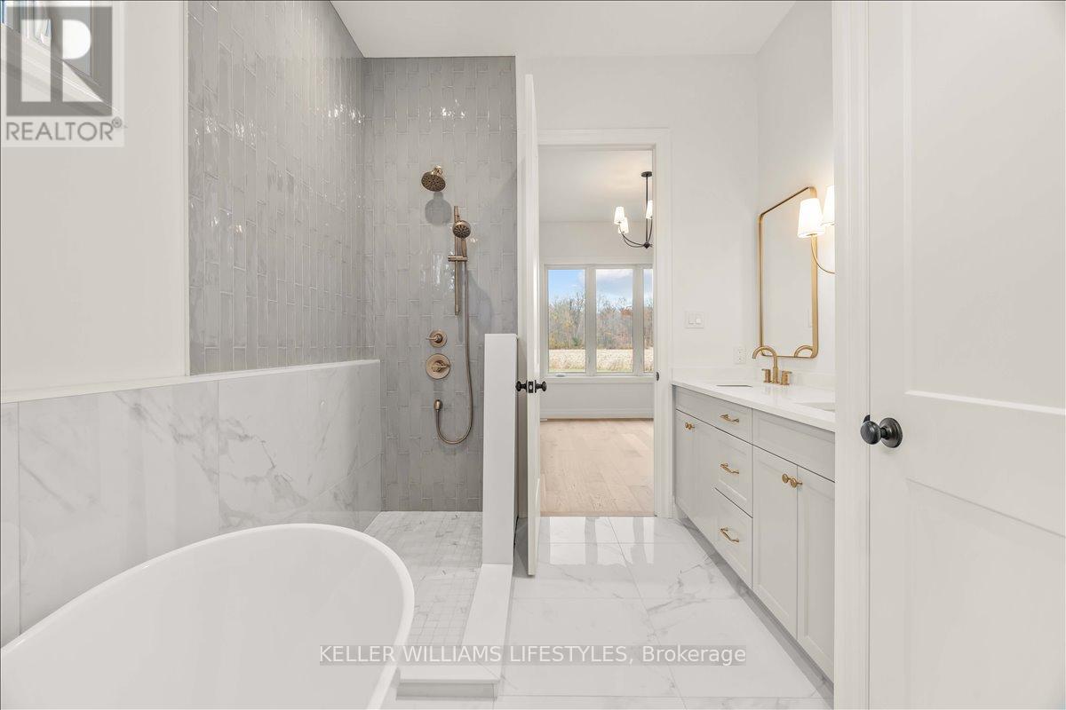 126 Fraser Crescent, Lambton Shores, Ontario  N0N 1J0 - Photo 28 - X12969422