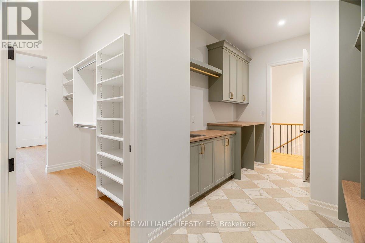 126 Fraser Crescent, Lambton Shores, Ontario  N0N 1J0 - Photo 30 - X12969422