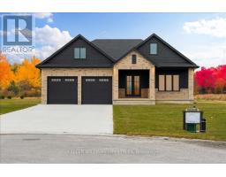 126 FRASER CRESCENT, Lambton Shores, Ontario