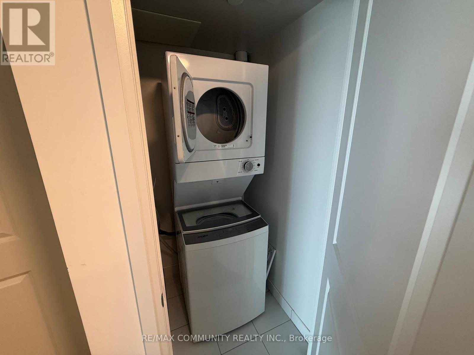 1408 - 20 Meadowglen Place, Toronto, Ontario  M1G 0A9 - Photo 3 - E12969336