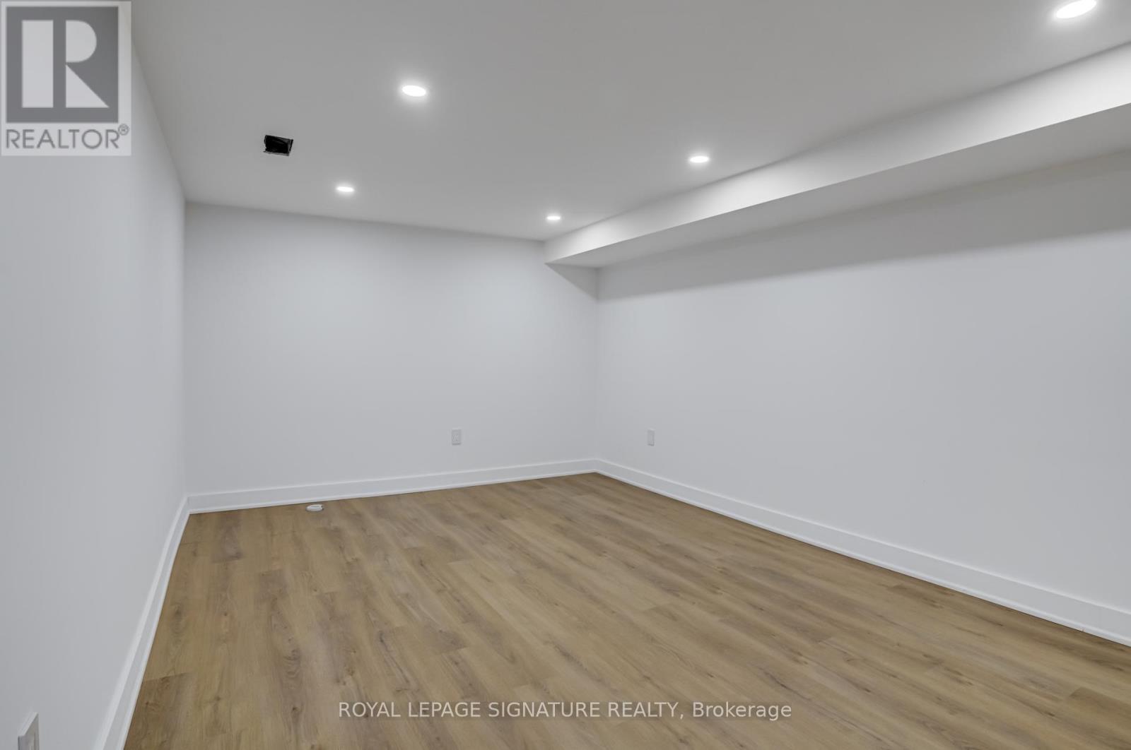 Bsmt - 116 Ferris Road, Toronto, Ontario  M4B 1G4 - Photo 11 - E12969364