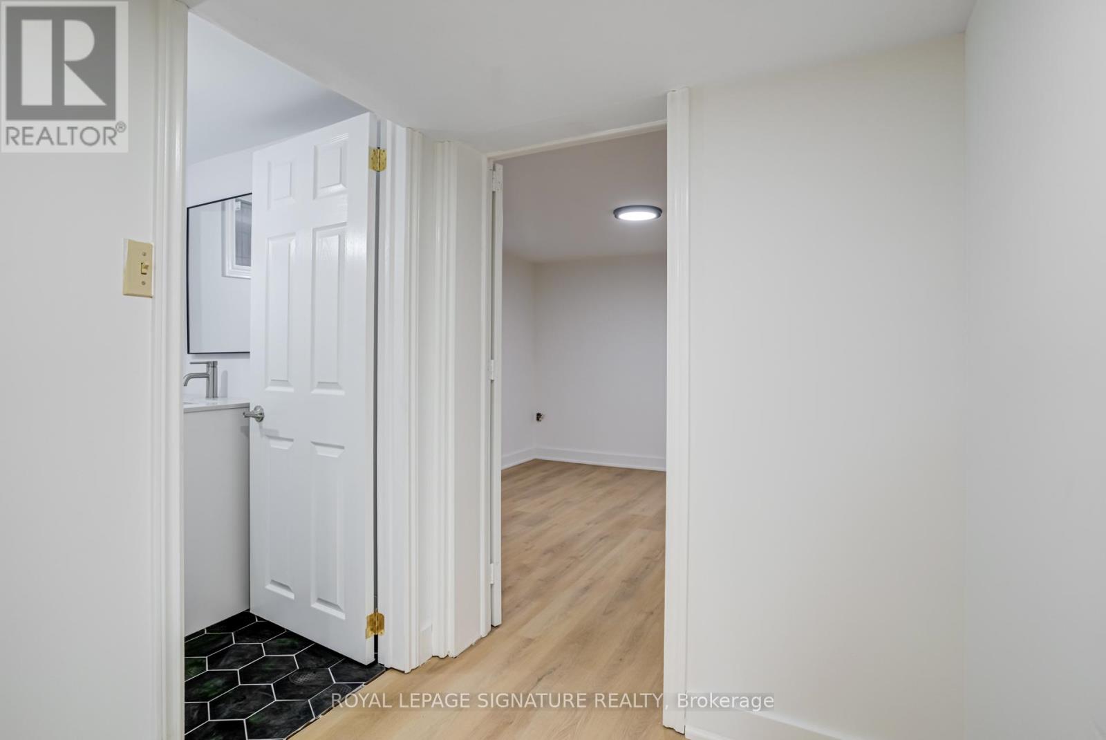 Bsmt - 116 Ferris Road, Toronto, Ontario  M4B 1G4 - Photo 16 - E12969364