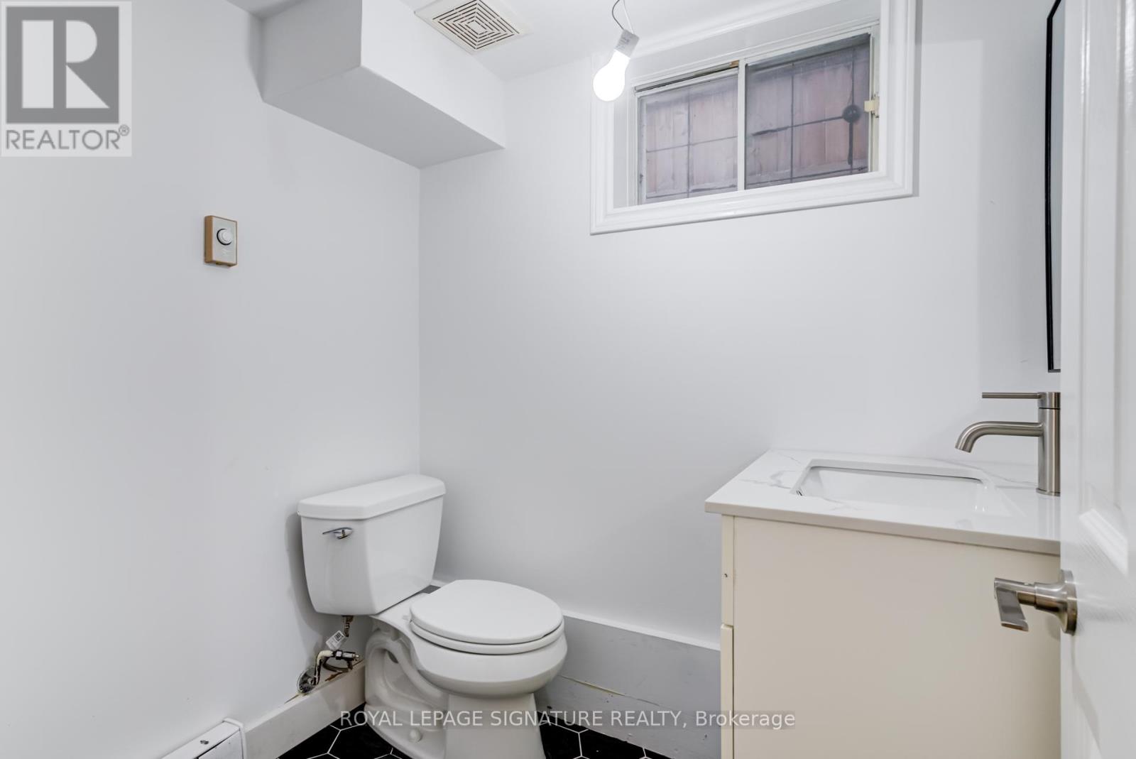 Bsmt - 116 Ferris Road, Toronto, Ontario  M4B 1G4 - Photo 19 - E12969364
