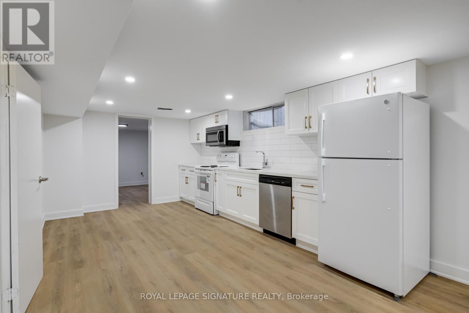 Bsmt - 116 Ferris Road, Toronto, Ontario  M4B 1G4 - Photo 7 - E12969364