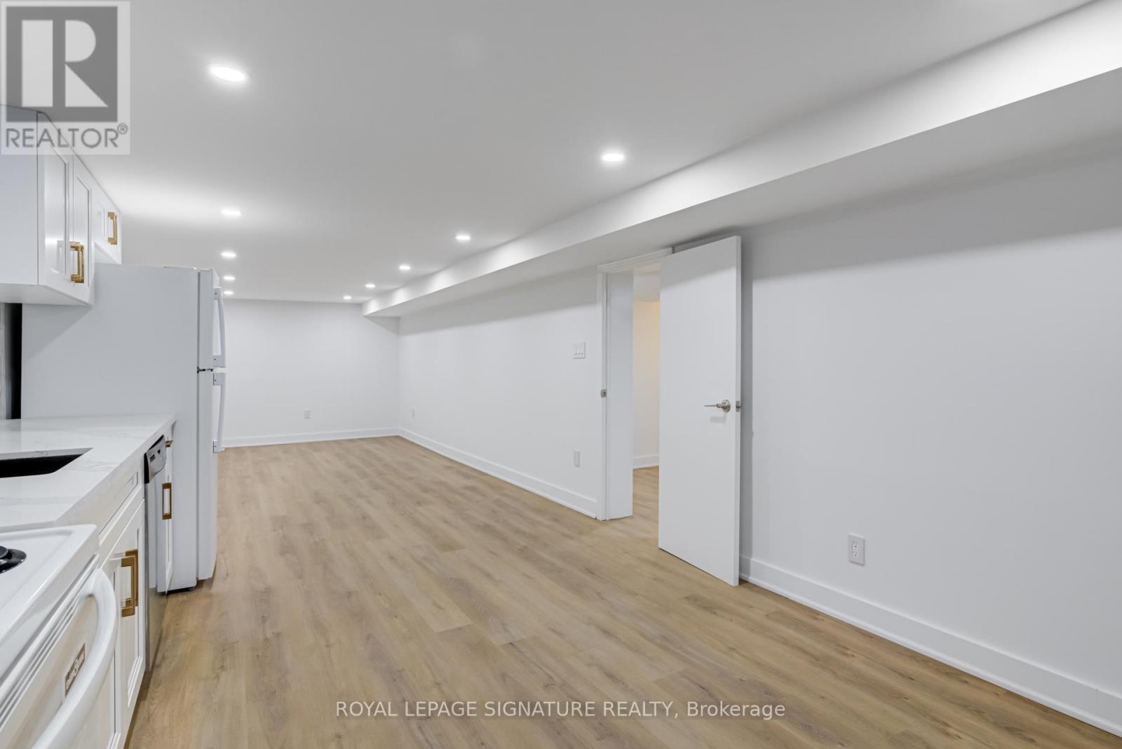 Bsmt - 116 Ferris Road, Toronto, Ontario  M4B 1G4 - Photo 9 - E12969364