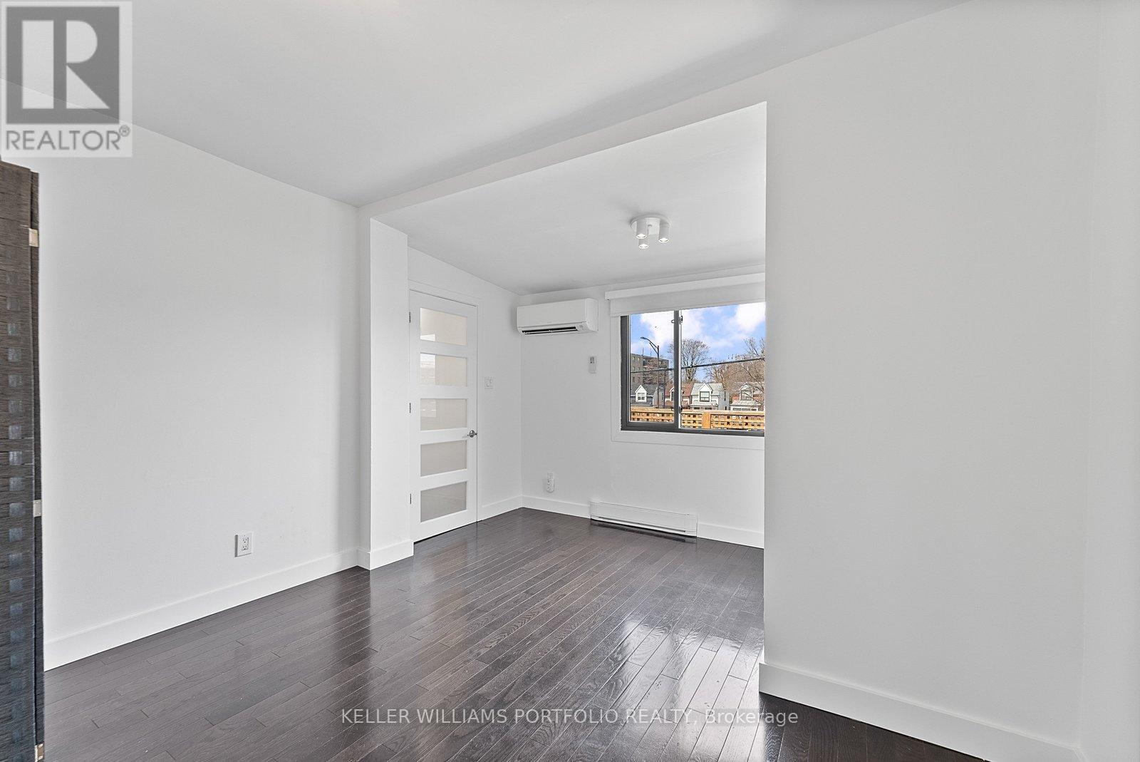 2118a Danforth Avenue, Toronto, Ontario  M4C 1J9 - Photo 23 - E12969392