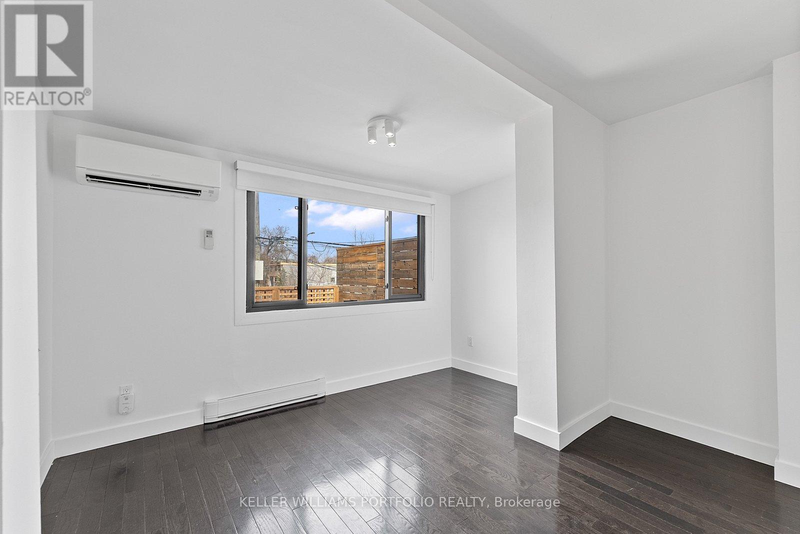 2118a Danforth Avenue, Toronto, Ontario  M4C 1J9 - Photo 25 - E12969392