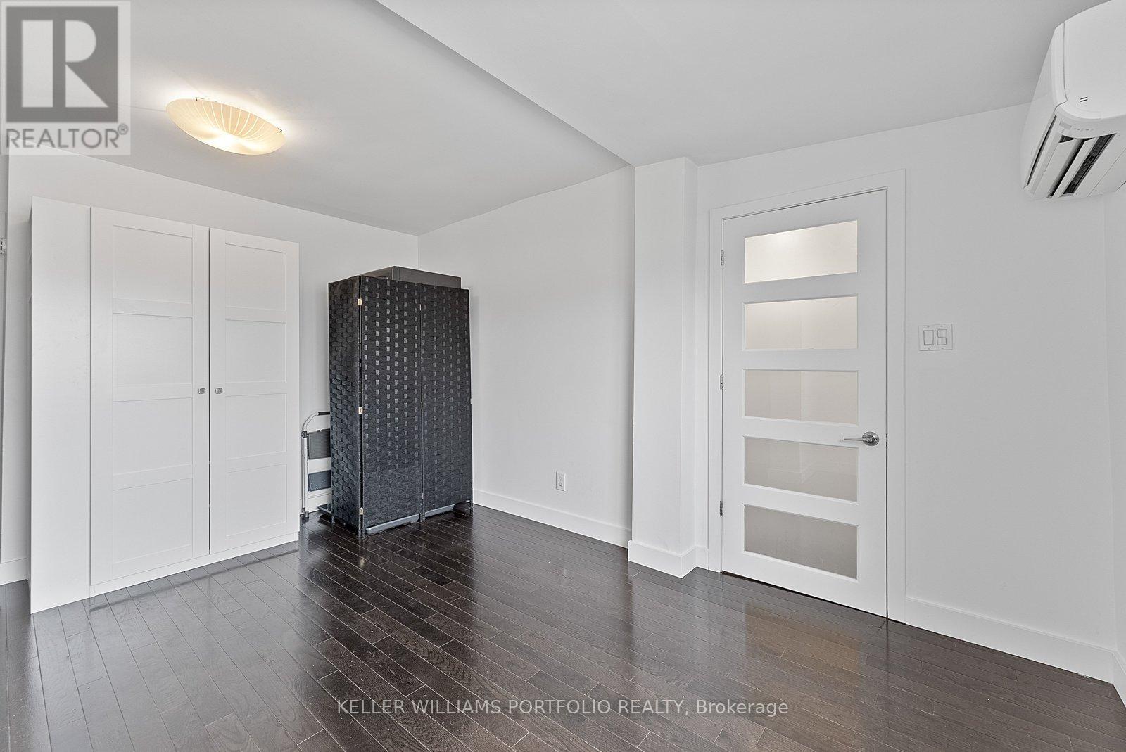 2118a Danforth Avenue, Toronto, Ontario  M4C 1J9 - Photo 28 - E12969392