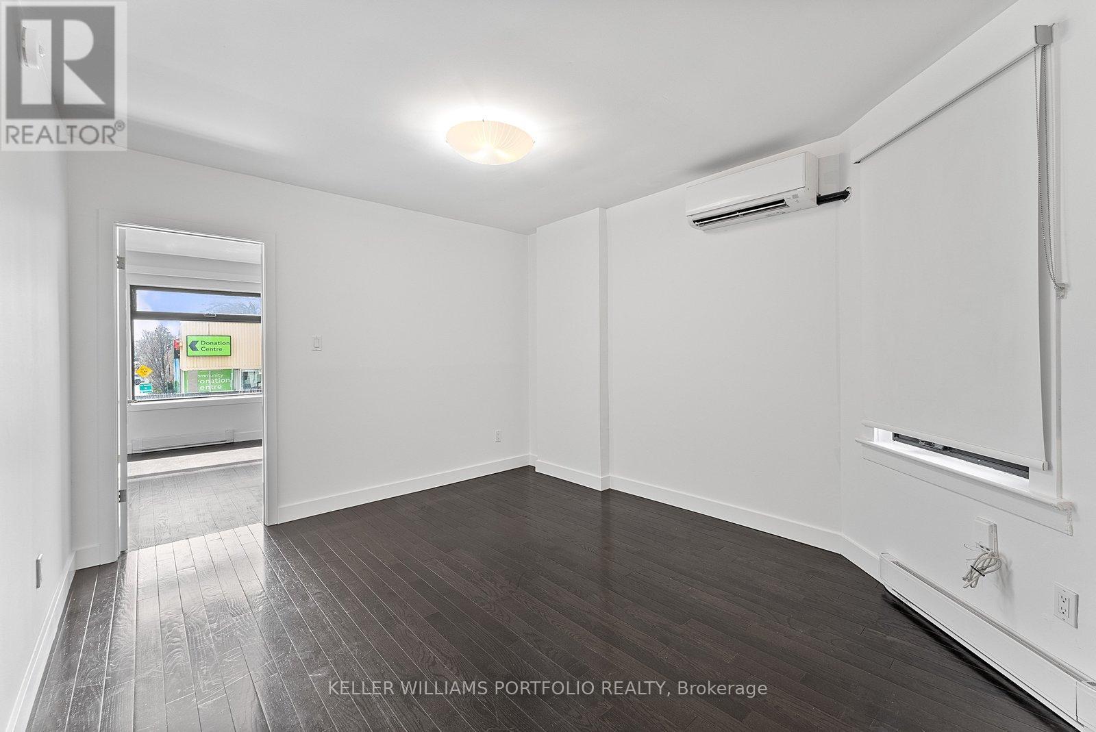 2118a Danforth Avenue, Toronto, Ontario  M4C 1J9 - Photo 9 - E12969392