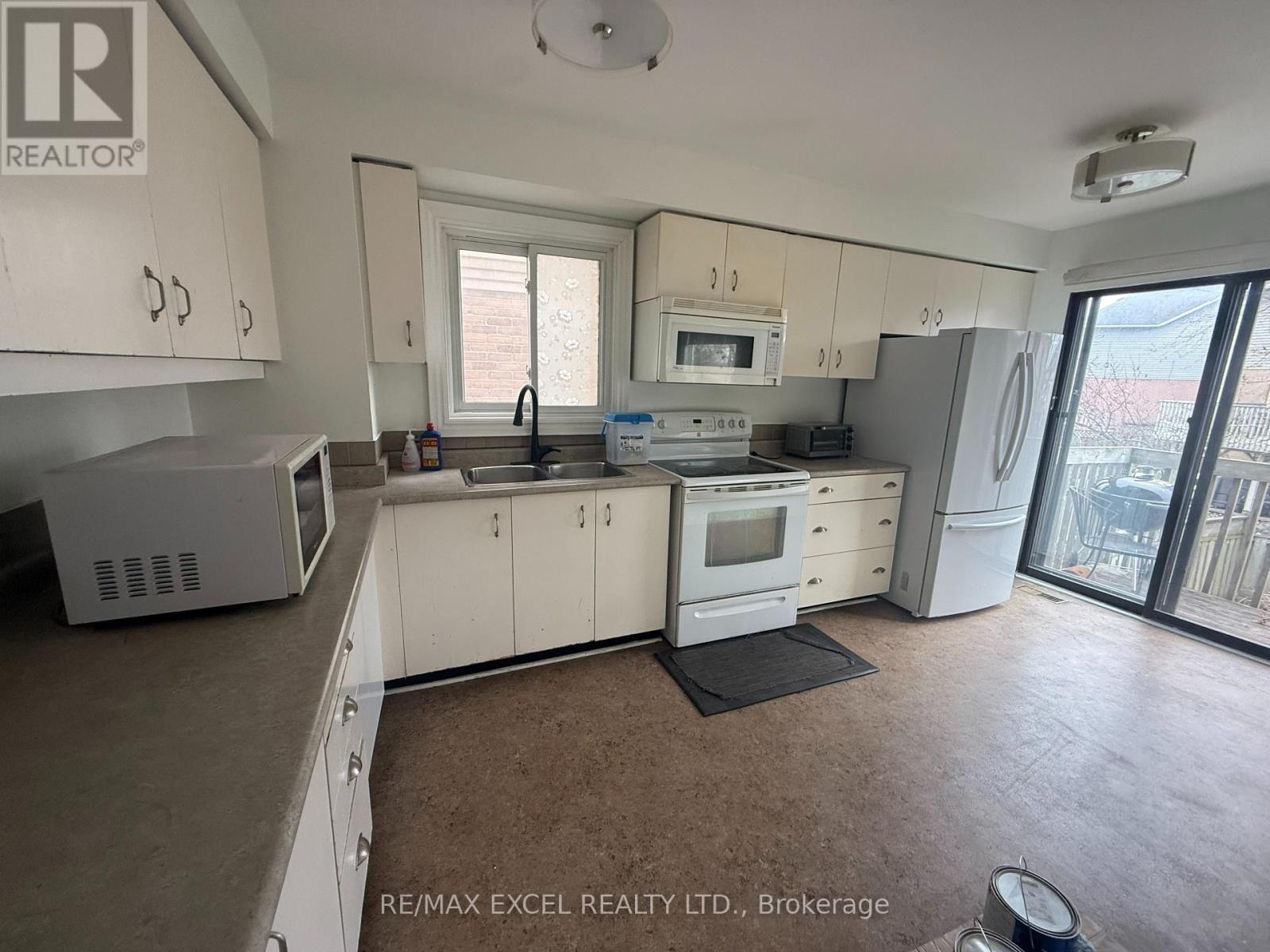 18 Ducatel Crescent, Ajax, Ontario  L1T 3B5 - Photo 6 - E12969466