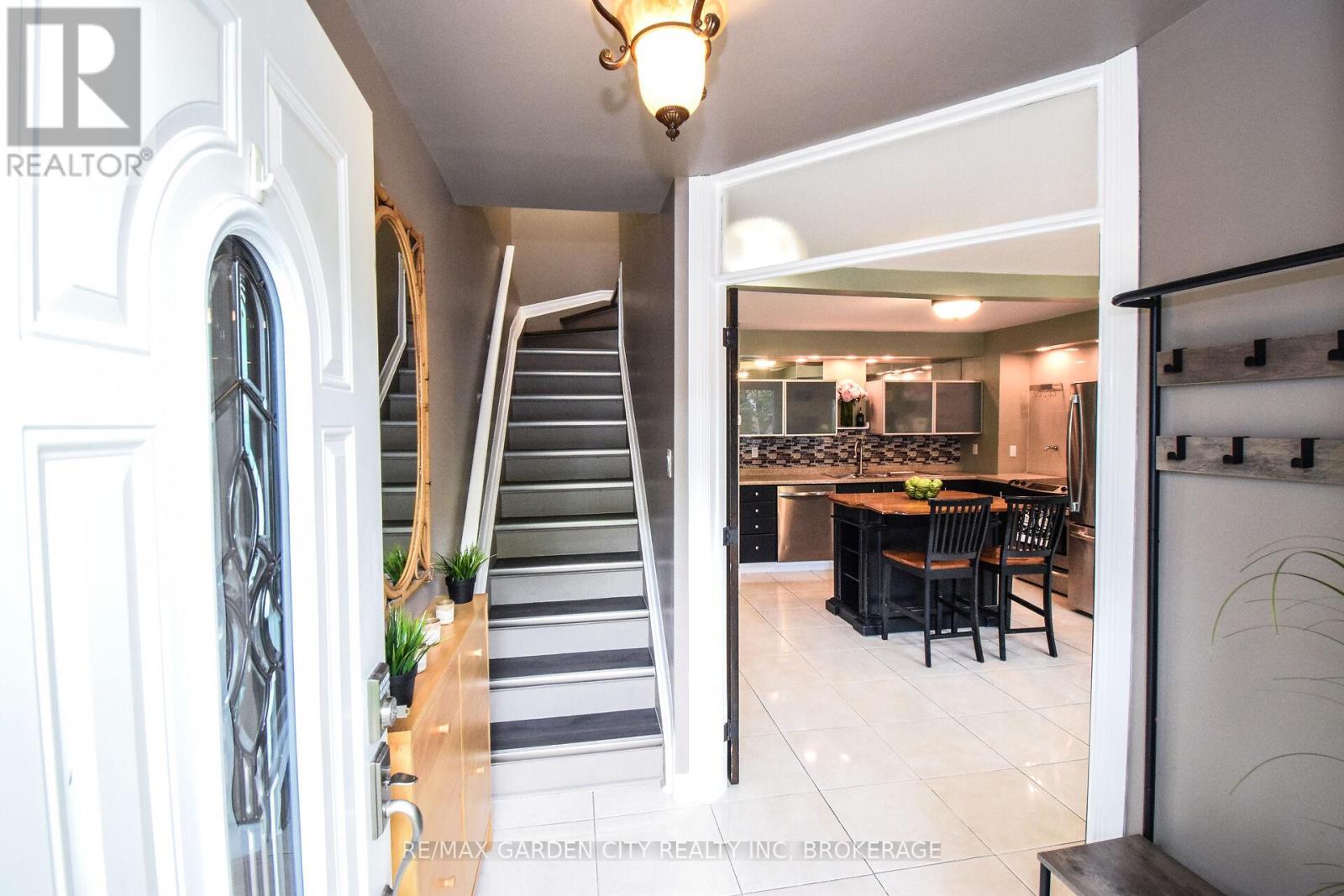 37 - 185 Denistoun Street, Welland, Ontario  L3C 6J6 - Photo 5 - X12969292