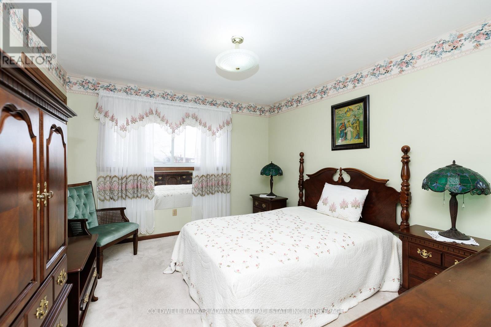 108 St. Andrews Avenue, Welland, Ontario  L3B 1E4 - Photo 12 - X12969350