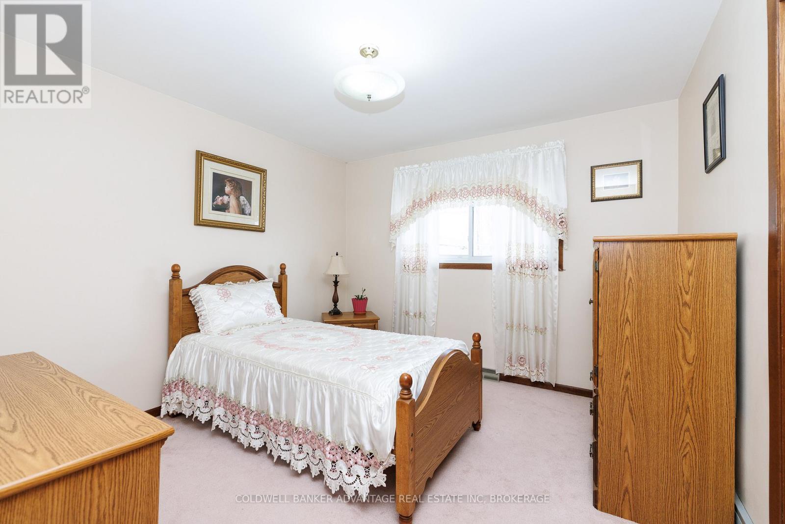 108 St. Andrews Avenue, Welland, Ontario  L3B 1E4 - Photo 14 - X12969350