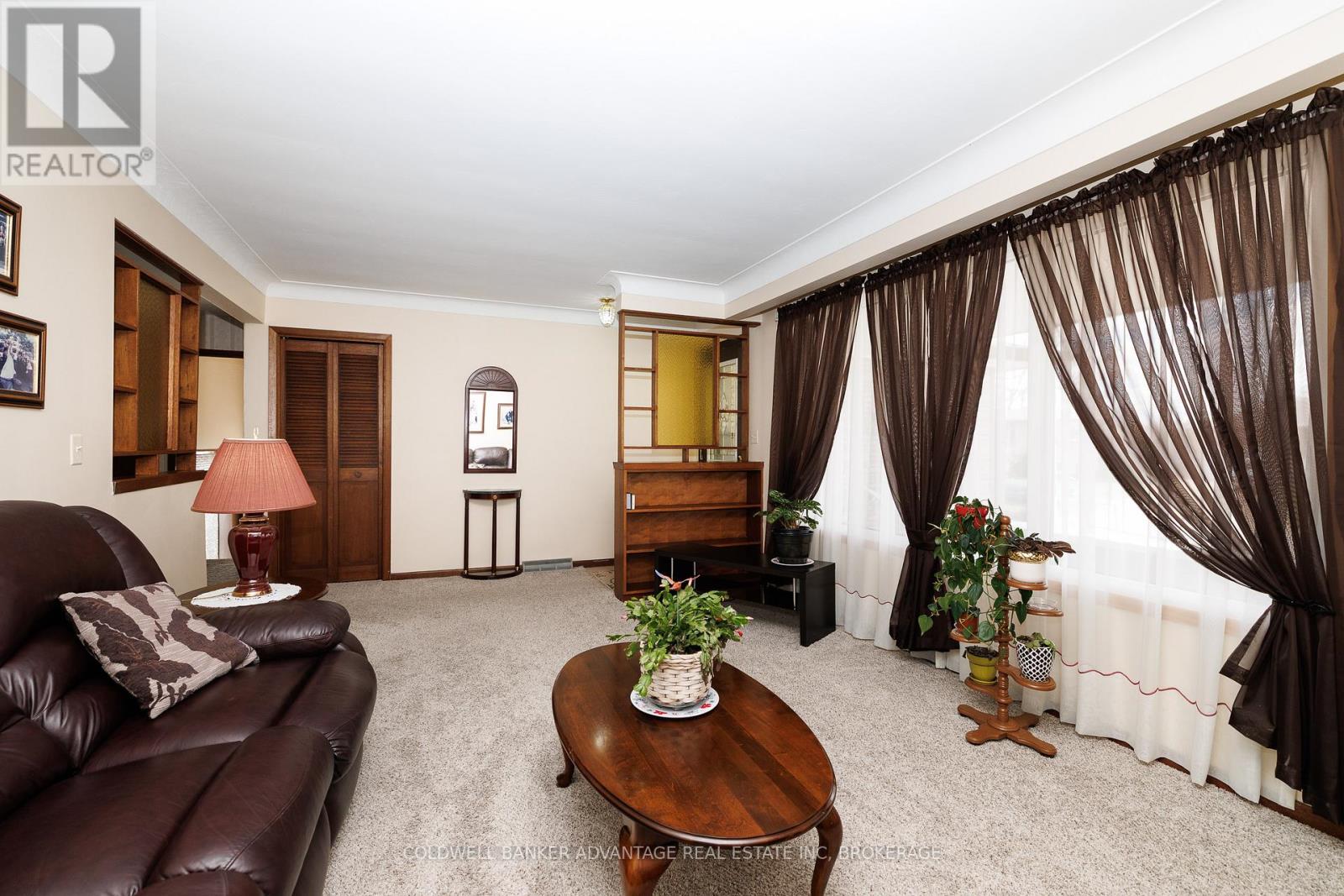 108 St. Andrews Avenue, Welland, Ontario  L3B 1E4 - Photo 6 - X12969350