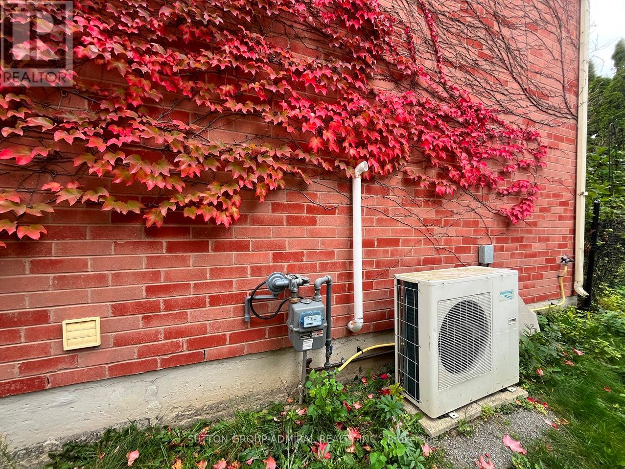 71 Covent Crescent, Aurora (Aurora Highlands), Ontario  L4G 6R1 - Photo 32 - N12969298