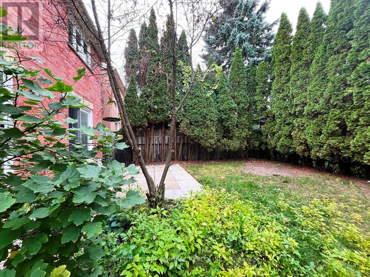 71 Covent Crescent, Aurora (Aurora Highlands), Ontario  L4G 6R1 - Photo 33 - N12969298