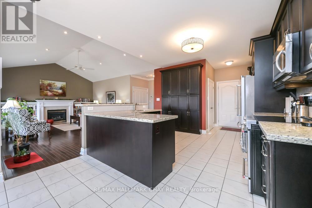 26 Upper Highland, New Tecumseth, Ontario  L9R 0K5 - Photo 8 - N12969310