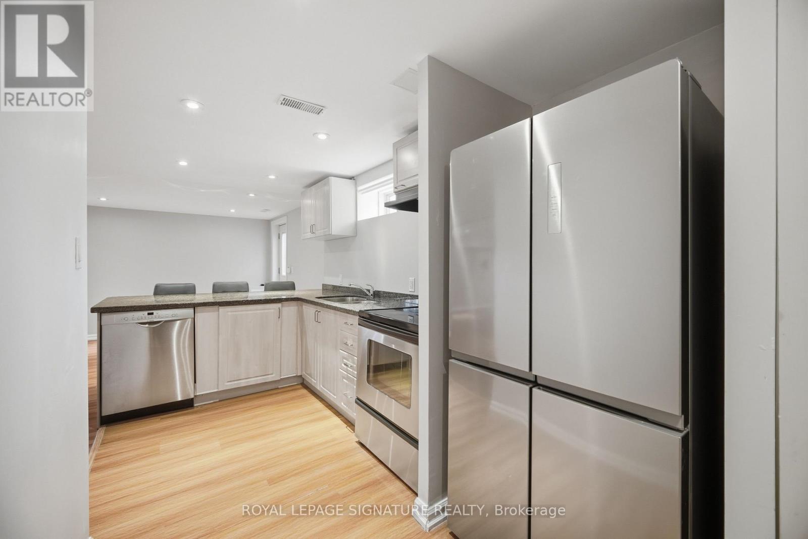 2 - 53 Guery Crescent, Vaughan, Ontario  L4L 9P4 - Photo 17 - N12969400