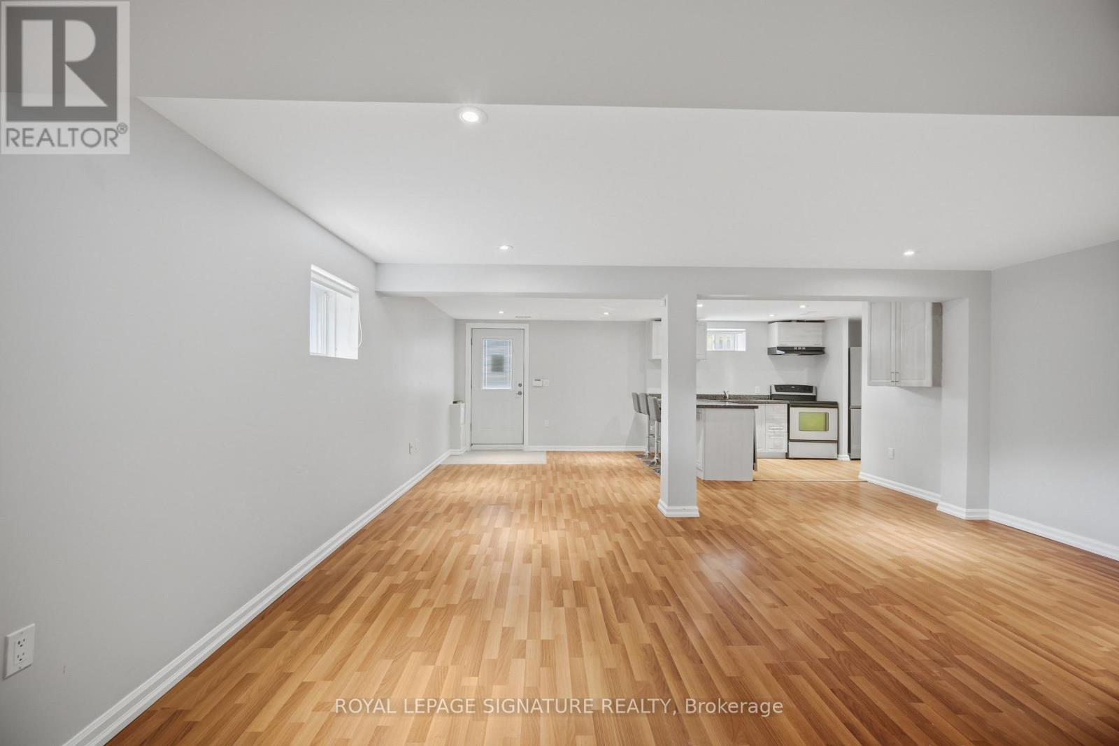 2 - 53 Guery Crescent, Vaughan, Ontario  L4L 9P4 - Photo 9 - N12969400