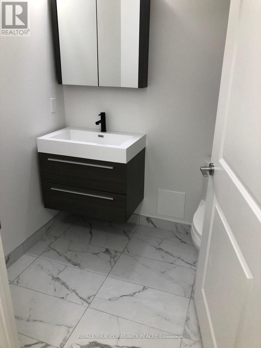 904 - 10 Rouge Valley Drive, Markham, Ontario  L6G 0G9 - Photo 10 - N12969450