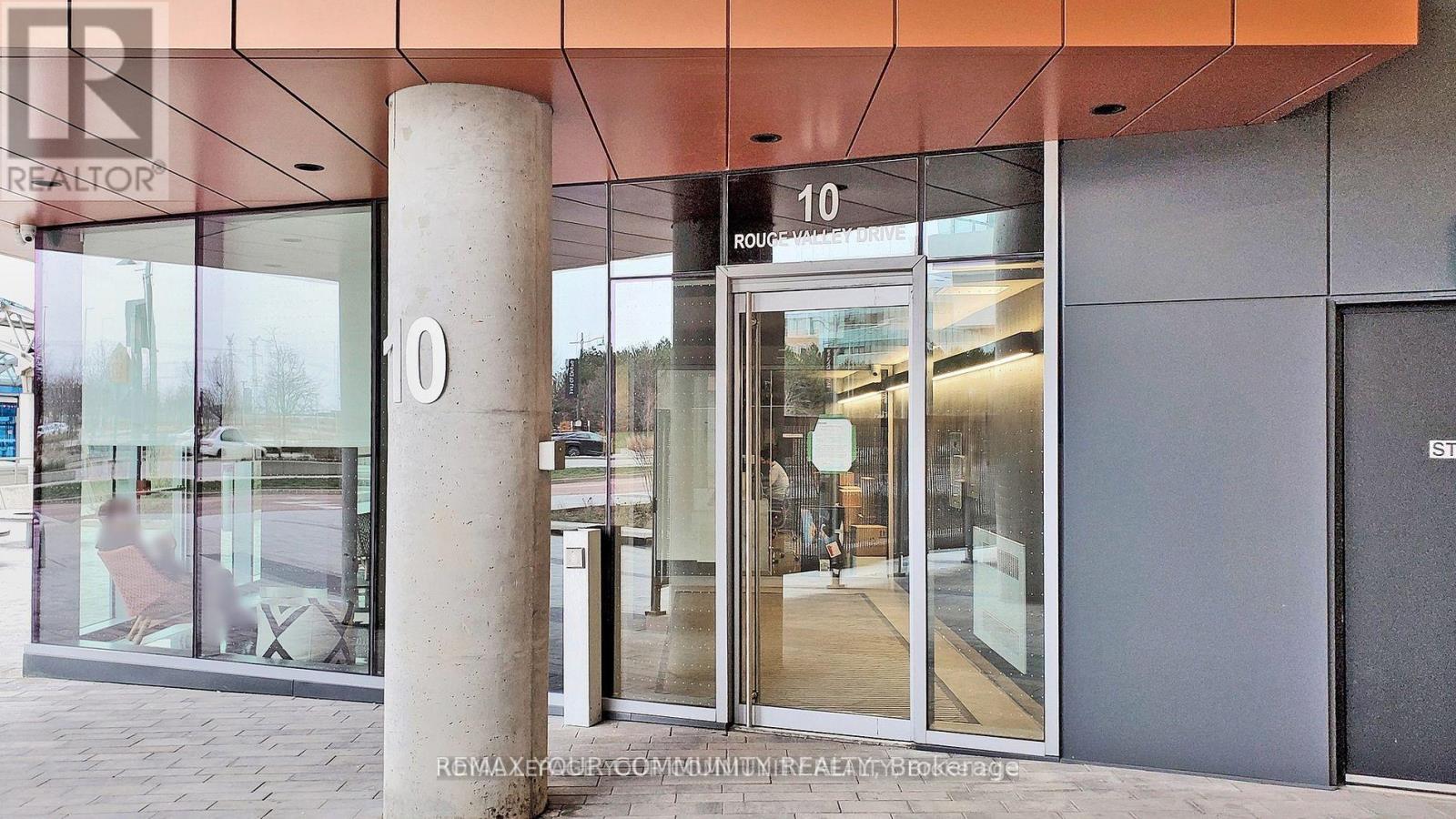 904 - 10 Rouge Valley Drive, Markham, Ontario  L6G 0G9 - Photo 2 - N12969450