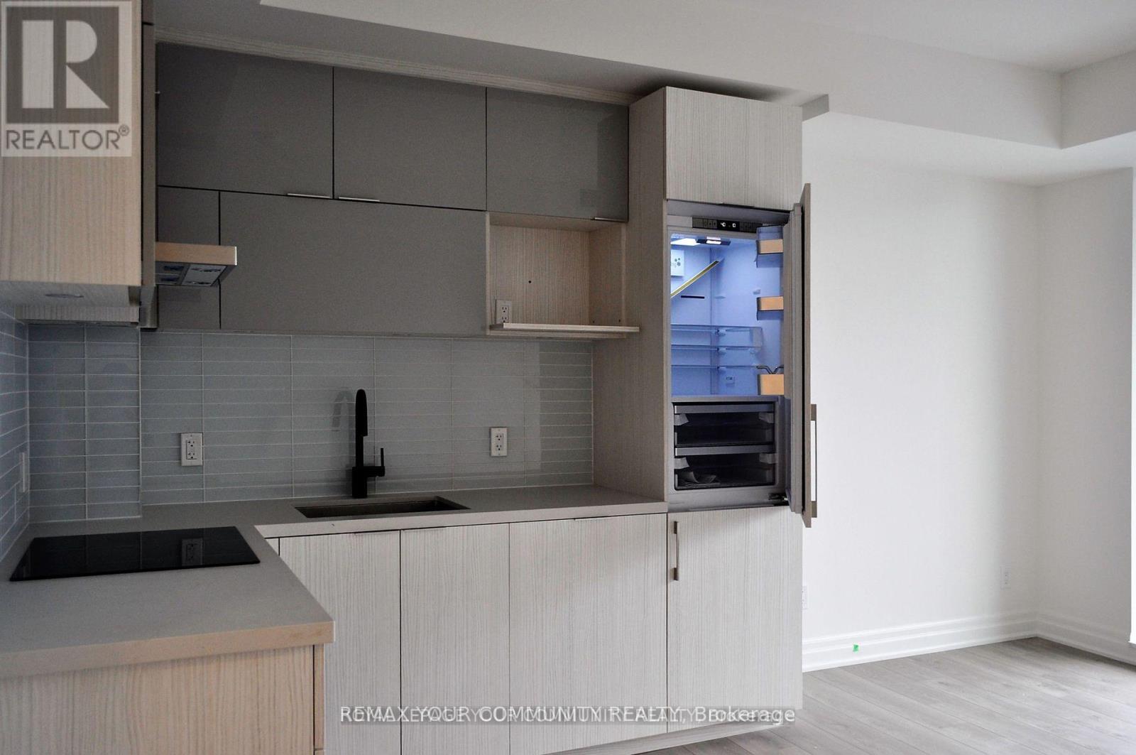 904 - 10 Rouge Valley Drive, Markham, Ontario  L6G 0G9 - Photo 8 - N12969450