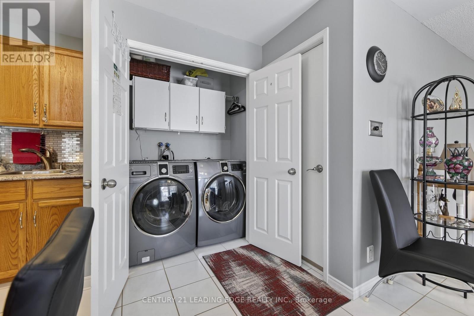 17 Sandlewood Trail E, Ramara, Ontario  L0K 1B0 - Photo 16 - S12969414