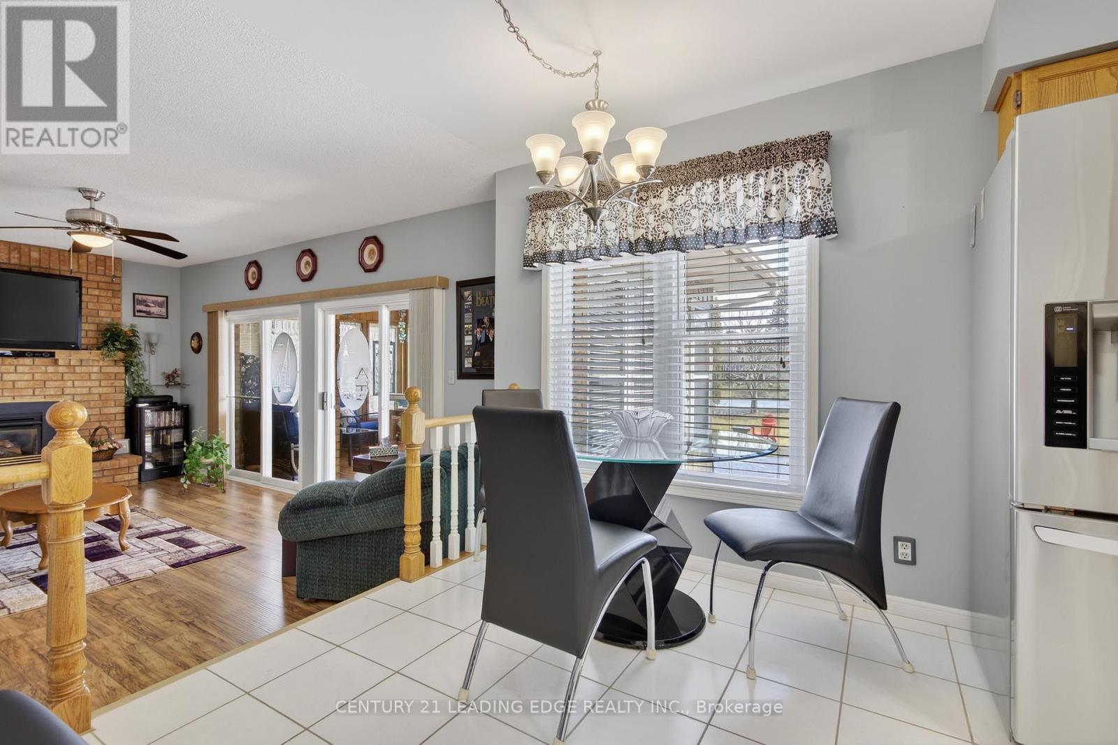 17 Sandlewood Trail E, Ramara, Ontario  L0K 1B0 - Photo 17 - S12969414