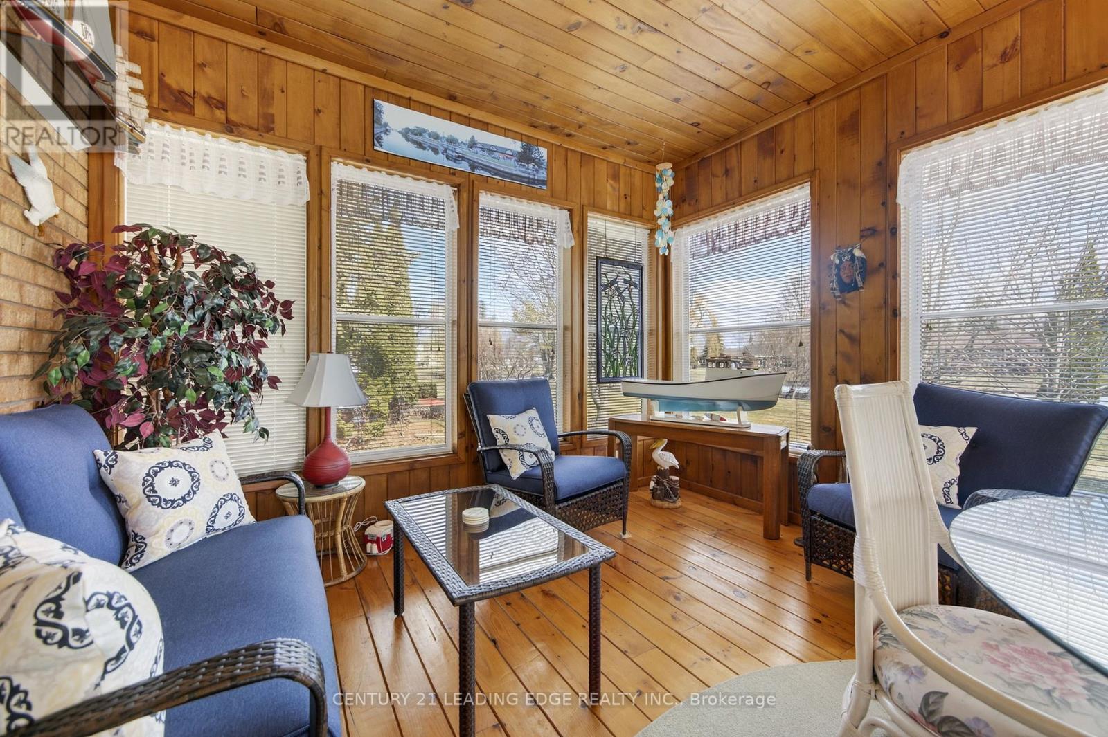 17 Sandlewood Trail E, Ramara, Ontario  L0K 1B0 - Photo 24 - S12969414