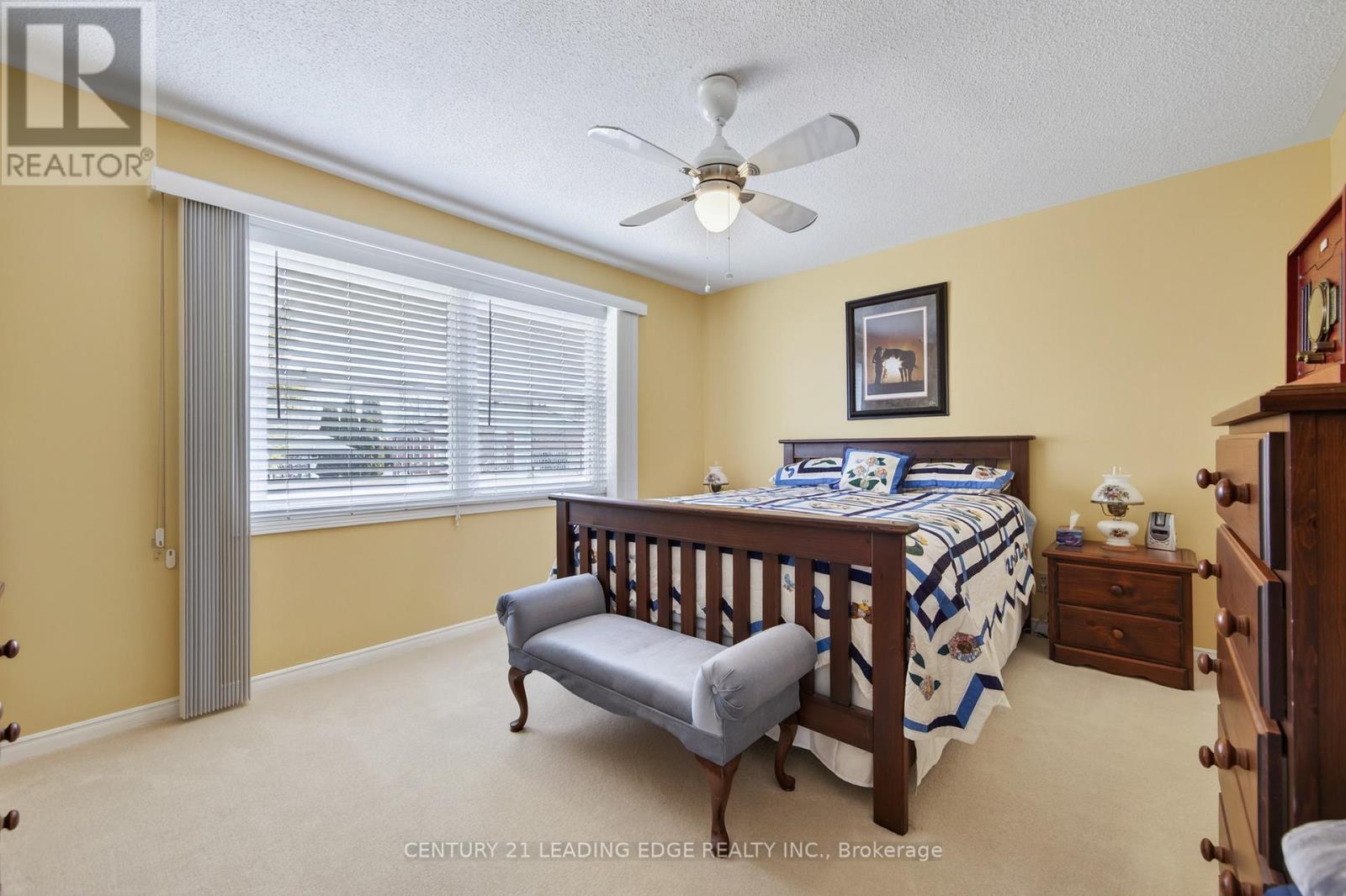 17 Sandlewood Trail E, Ramara, Ontario  L0K 1B0 - Photo 28 - S12969414