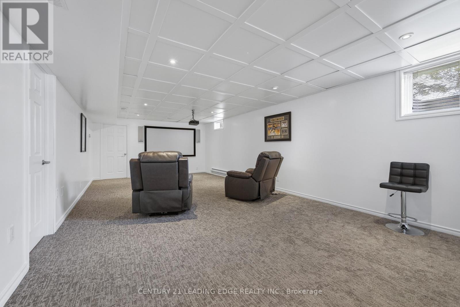 17 Sandlewood Trail E, Ramara, Ontario  L0K 1B0 - Photo 34 - S12969414