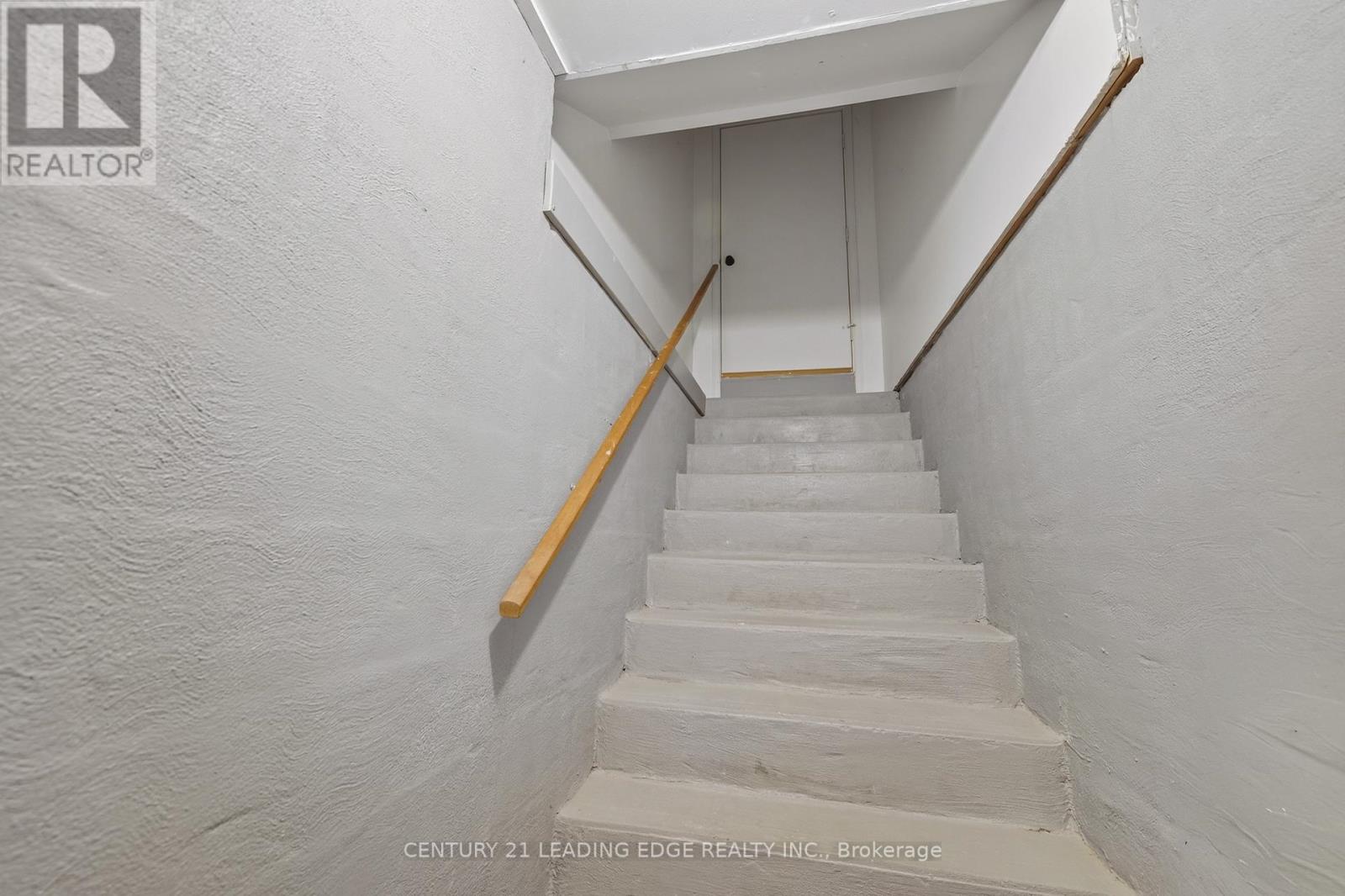 17 Sandlewood Trail E, Ramara, Ontario  L0K 1B0 - Photo 39 - S12969414