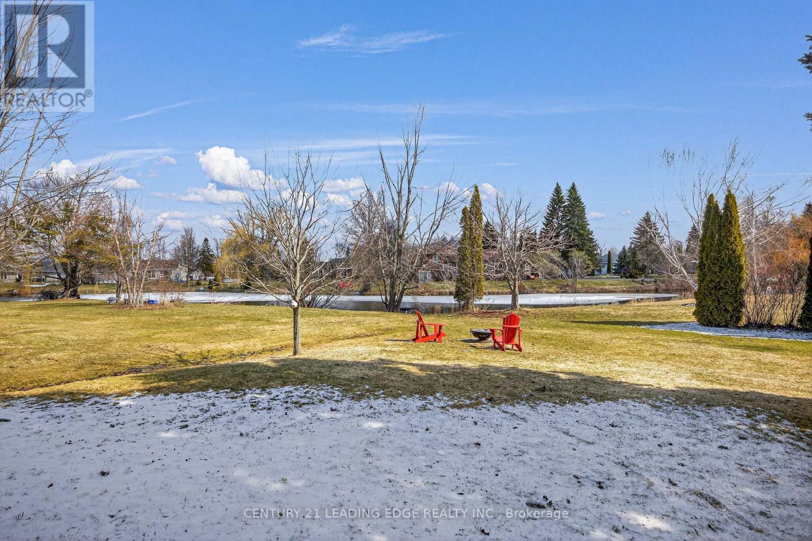 17 Sandlewood Trail E, Ramara, Ontario  L0K 1B0 - Photo 44 - S12969414