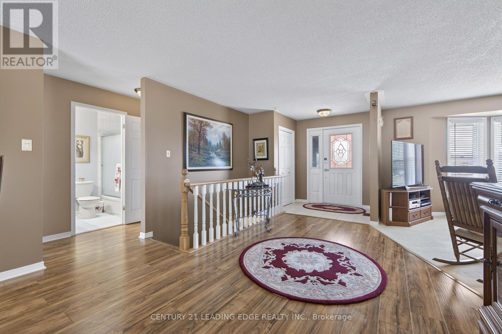 17 Sandlewood Trail E, Ramara, Ontario  L0K 1B0 - Photo 9 - S12969414