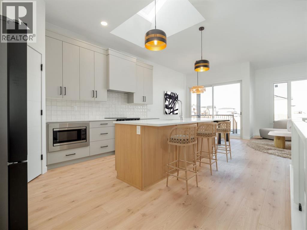 405 Blackwolf Boulevard N, Lethbridge, Alberta  T1H 7J5 - Photo 3 - A2254165