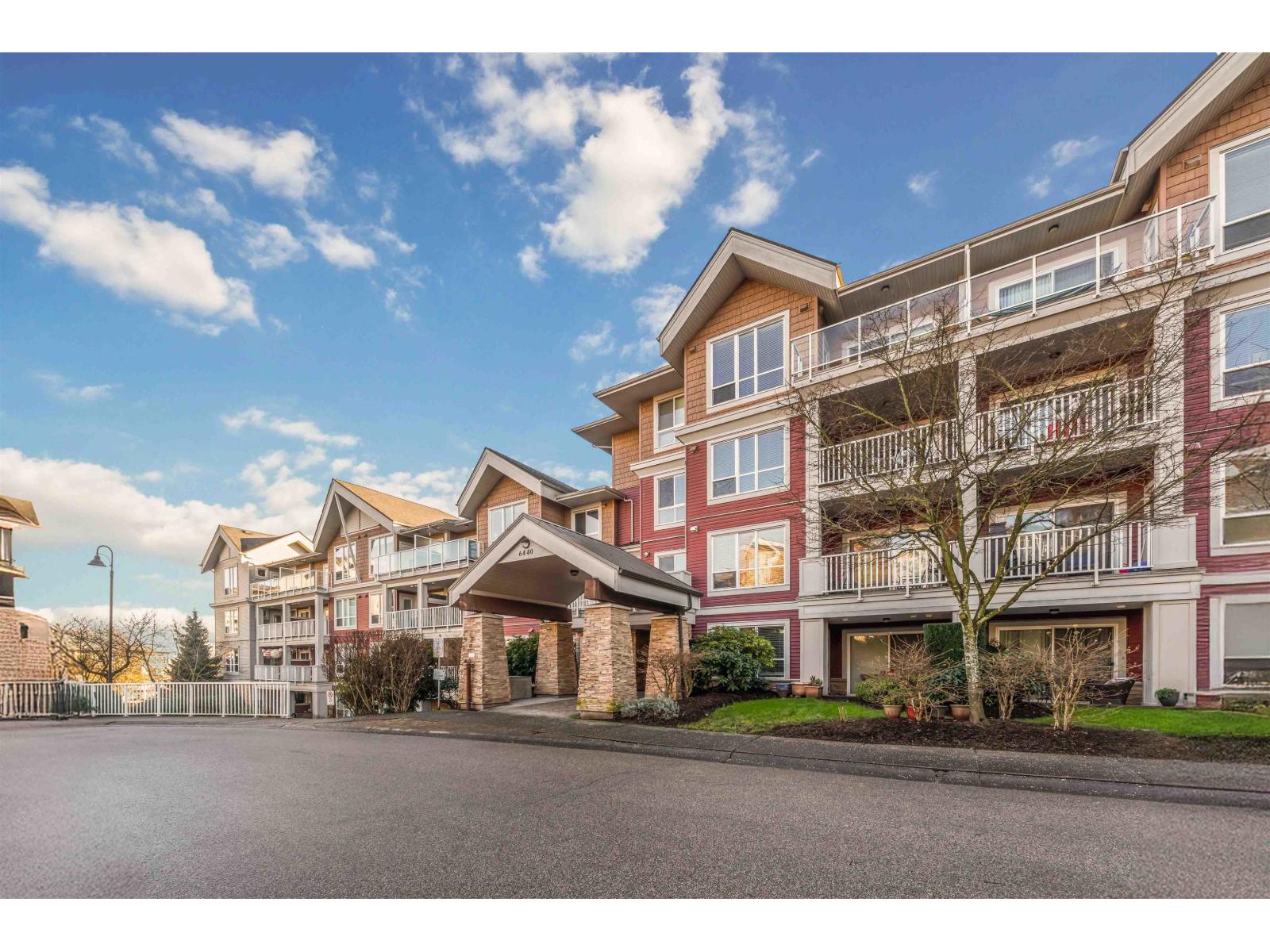 414 6440 194 STREET, Surrey, British Columbia