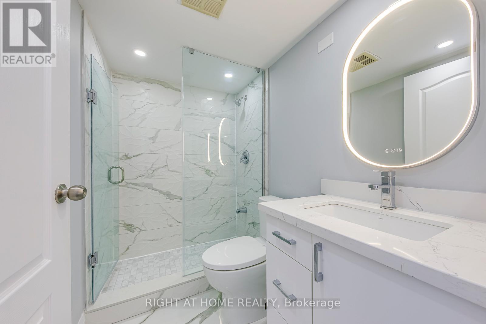 2303 - 550 Webb Drive, Mississauga, Ontario  L5B 3Y4 - Photo 30 - W12969270